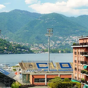 https://lake-view-downtown-como.it-lombardy.com