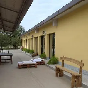 Azienda Agrituristica Scotti Фермерский дом