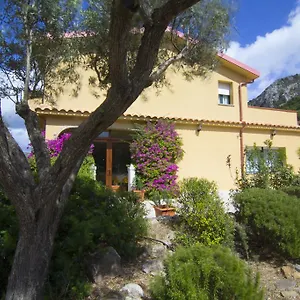 Farm stay Sa Rocca